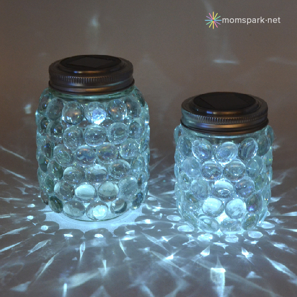 DIY: Easy Mason Jar Luminaries