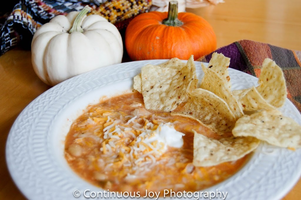 SLOW COOKER SUNDAY: WHITE CHICKEN CHILI